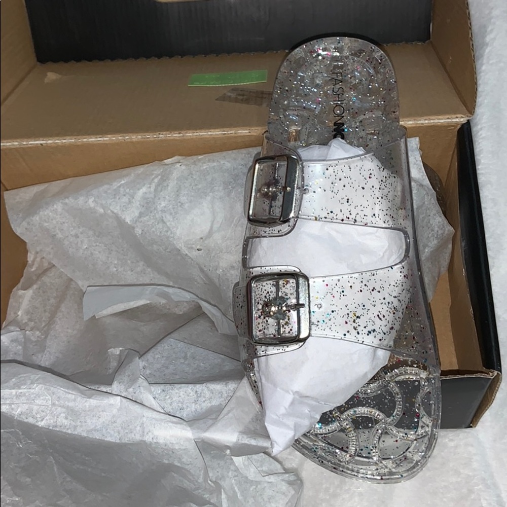 NWT Jelly Sandal